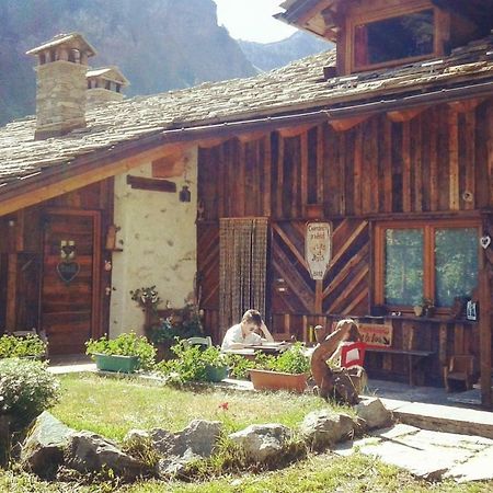 Hotel Vers Le Bois Valsavarenche Esterno foto