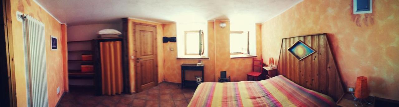 Hotel Vers Le Bois Valsavarenche Esterno foto