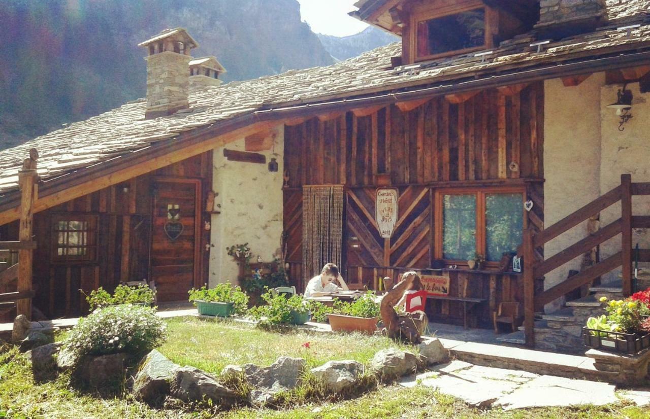 Hotel Vers Le Bois Valsavarenche Esterno foto