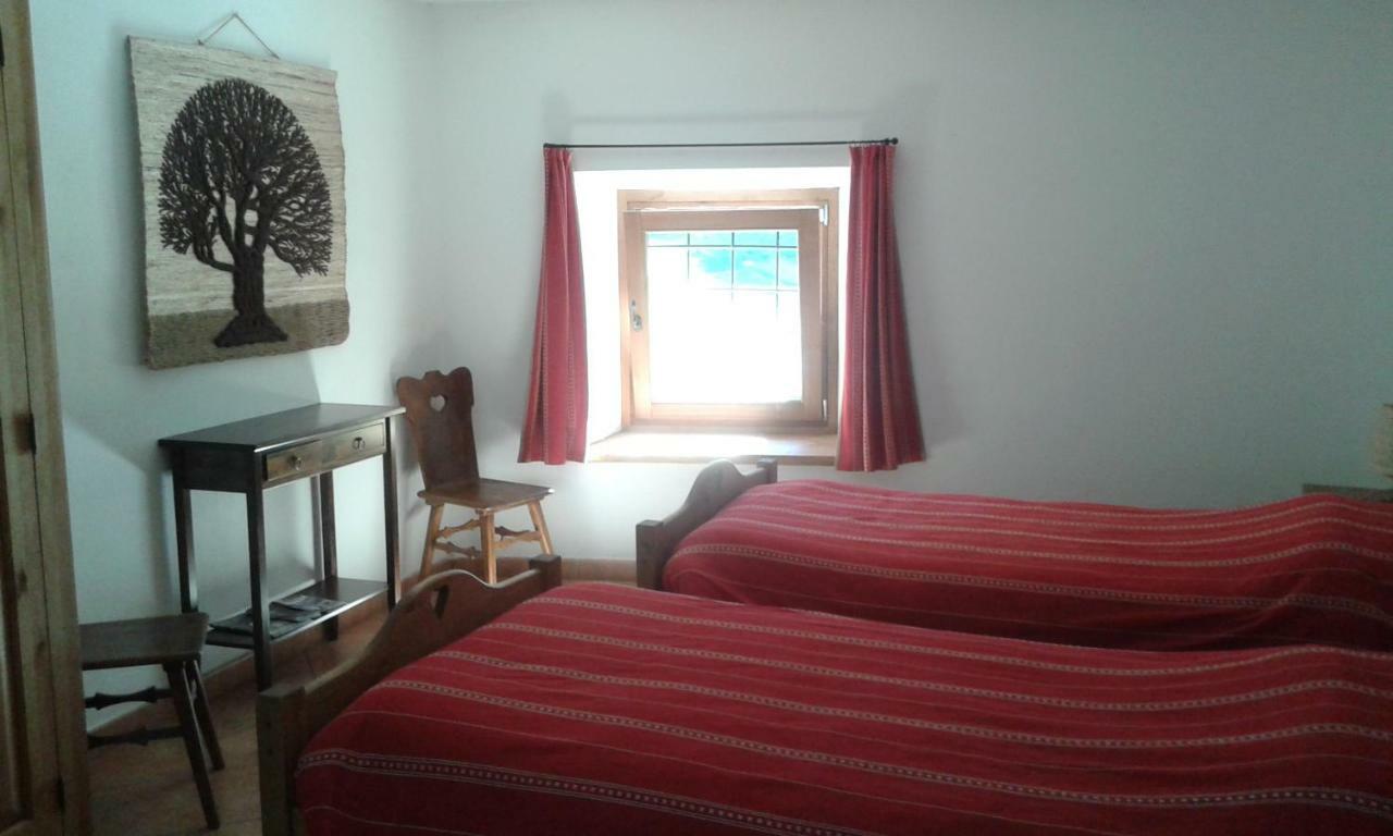 Hotel Vers Le Bois Valsavarenche Esterno foto